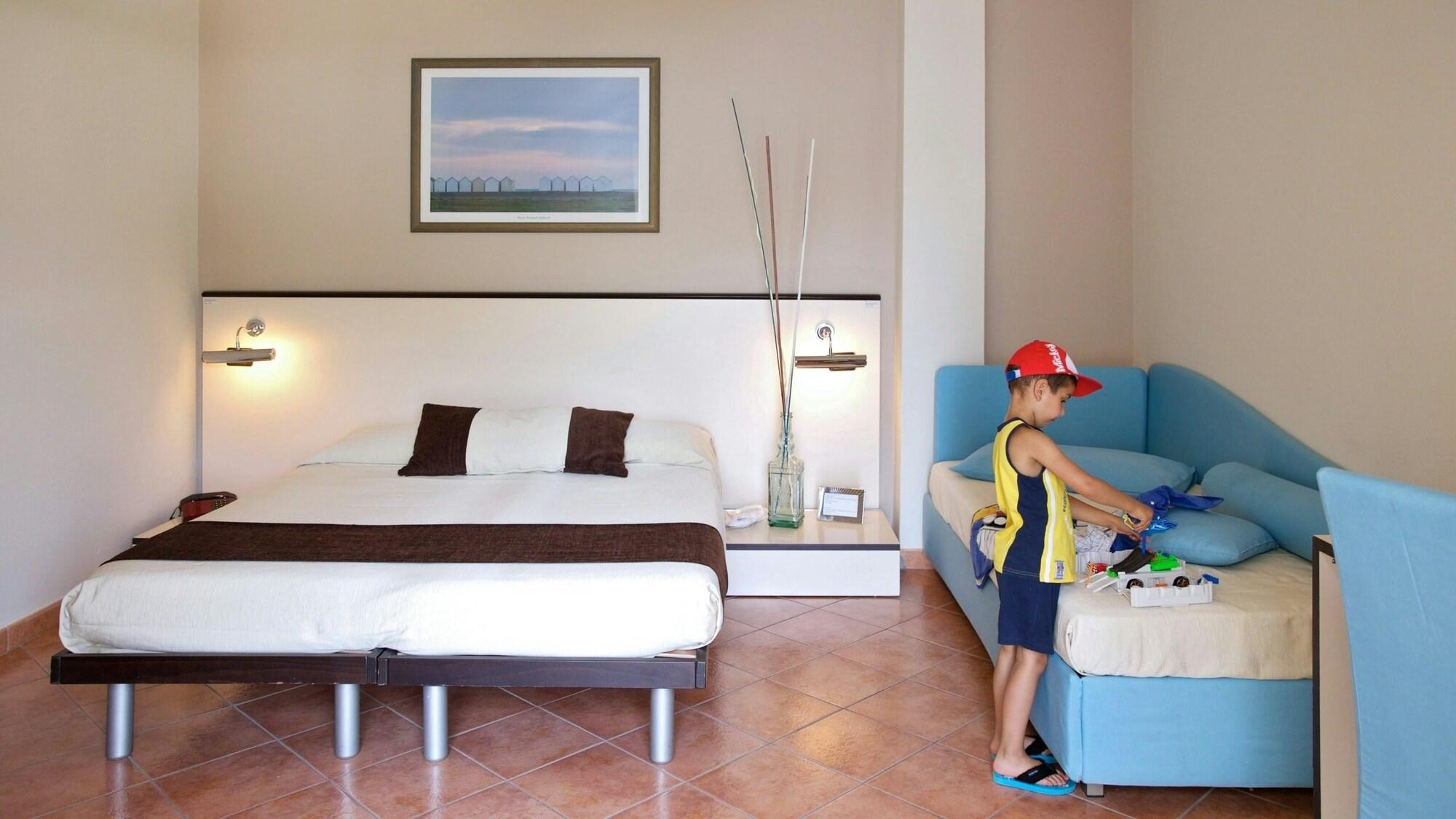 Mediterraneo 4*