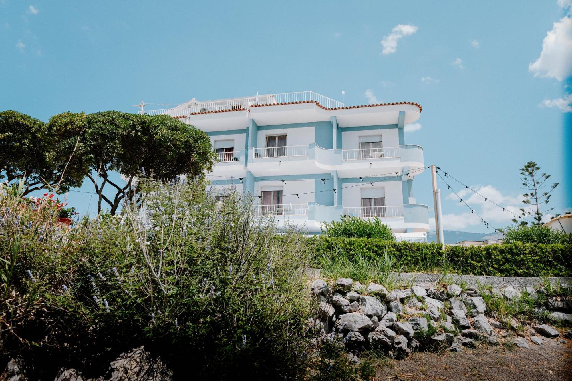 Mediterraneo Hotel