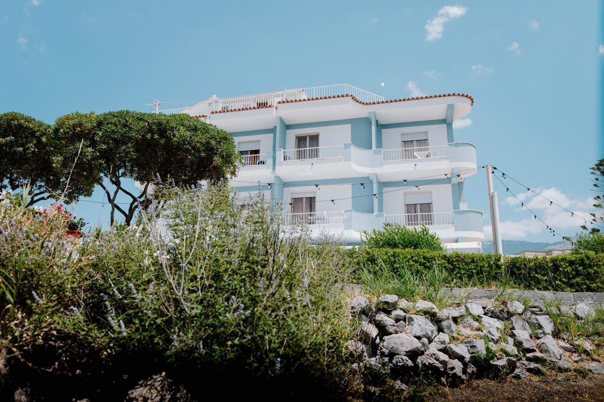 Mediterraneo Hotel 4*