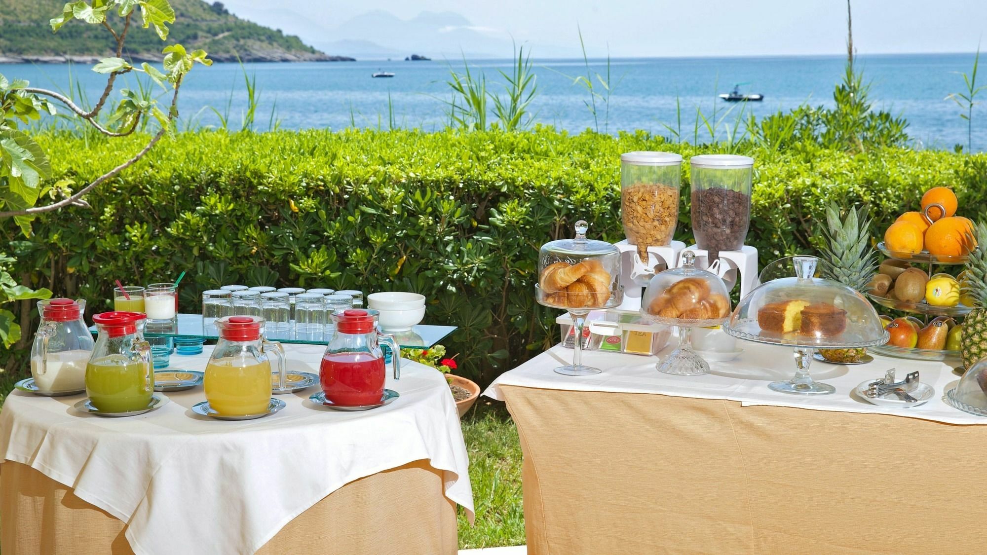 Mediterraneo Hotel